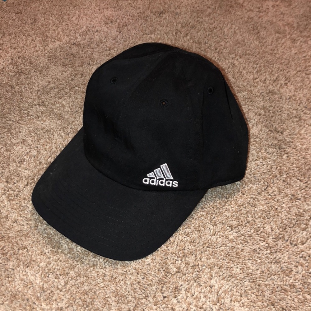 Adidas black baseball cap// never used